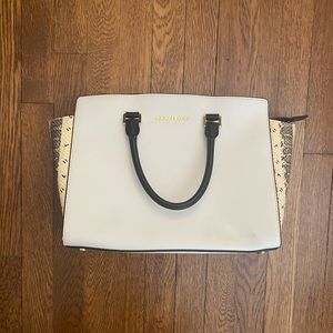 Michael Kors bag